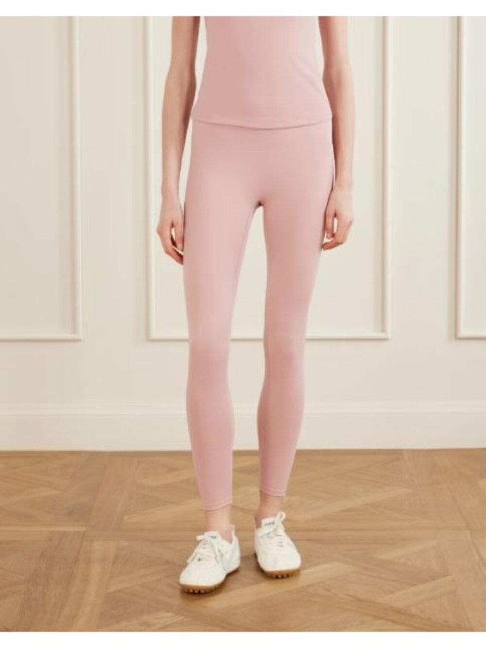 NWT SKIMS x NIKE 26" MATTE HIMALAYAN LEGGINGS SZ MEDIUM